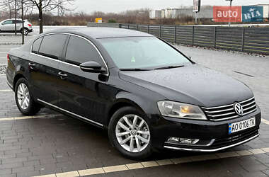 Седан Volkswagen Passat 2012 в Мукачево