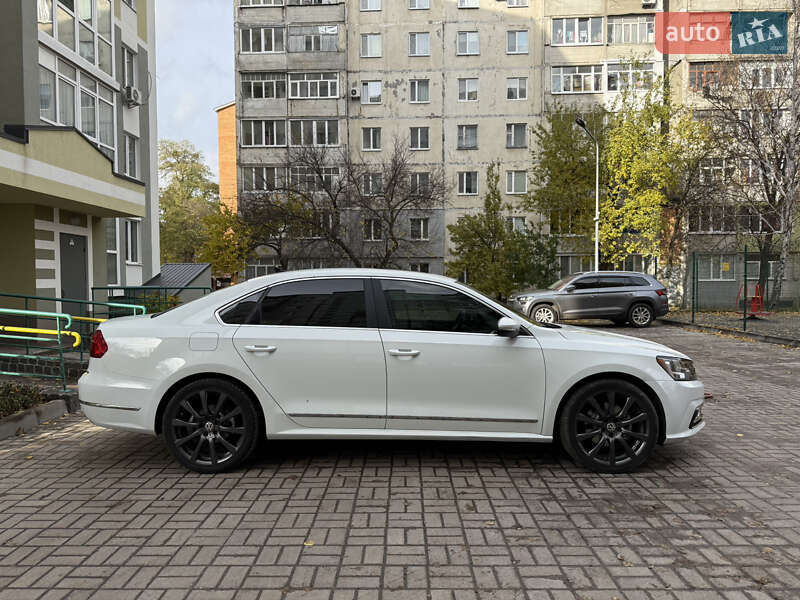 Volkswagen Passat 2015