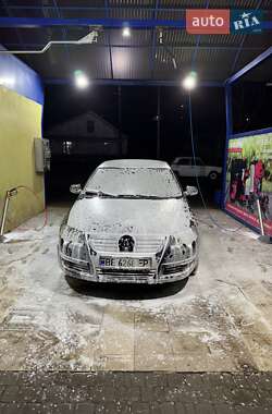 Седан Volkswagen Passat 2010 в Первомайске