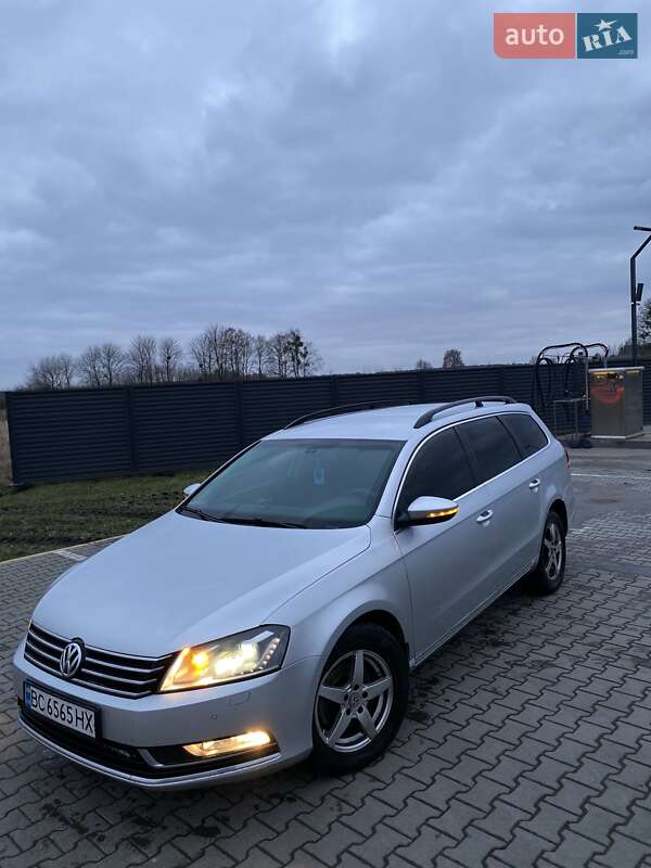 Универсал Volkswagen Passat 2013 в Радехове
