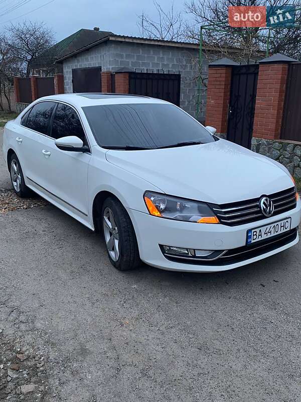 Volkswagen Passat 2012 Volkswagen Passat 2012