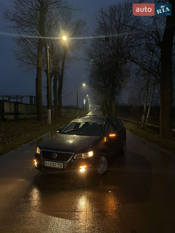 Универсал Volkswagen Passat 2009 в Коростене