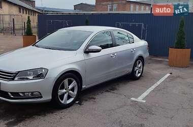 Седан Volkswagen Passat 2010 в Коростене
