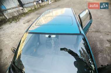 Седан Volkswagen Passat 1993 в Львове