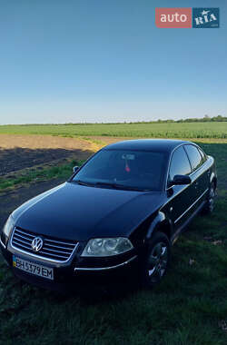 Седан Volkswagen Passat 2003 в Ананьїві