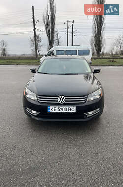 Седан Volkswagen Passat 2014 в Киеве