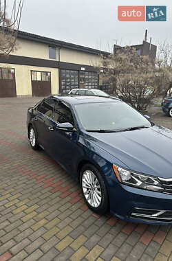 Седан Volkswagen Passat 2018 в Черкассах