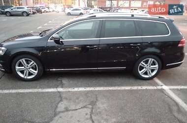 Универсал Volkswagen Passat 2014 в Киеве