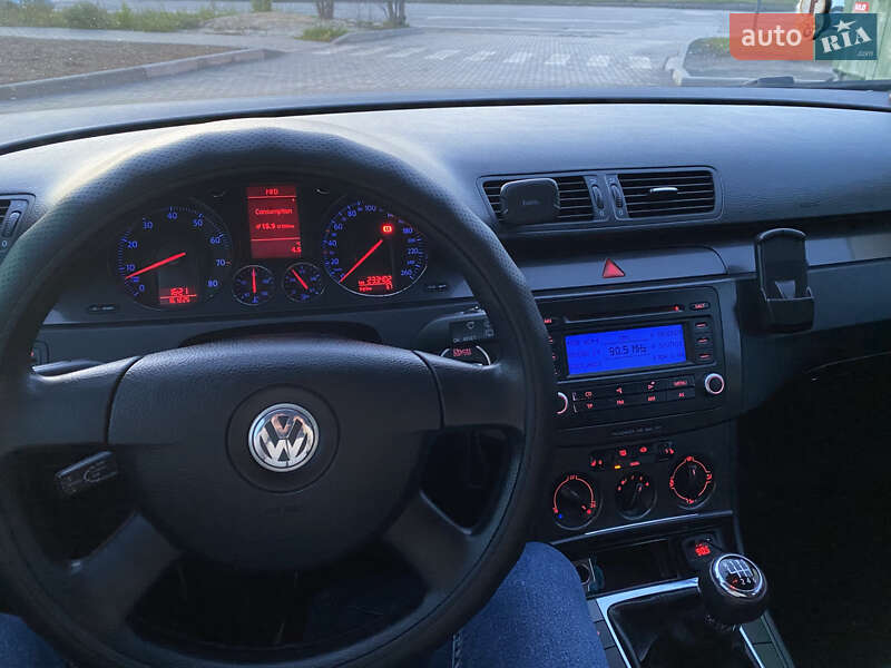 Универсал Volkswagen Passat 2006 в Каменец-Подольском