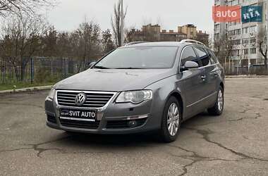 Универсал Volkswagen Passat 2006 в Николаеве