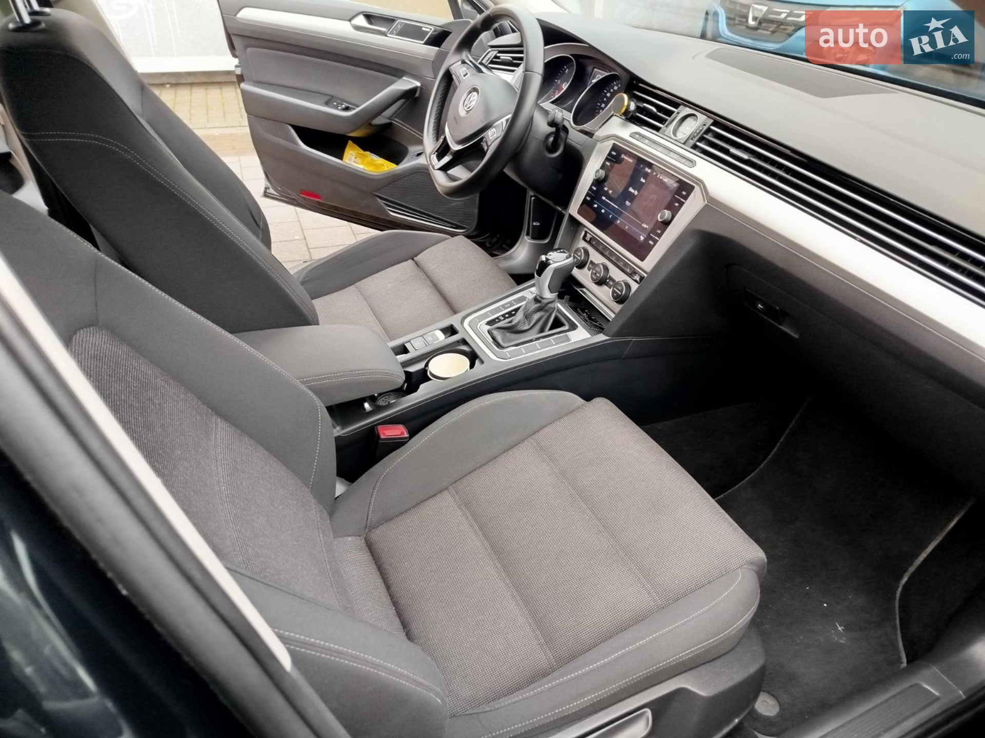 2019 Volkswagen Passat - мініатюра 9