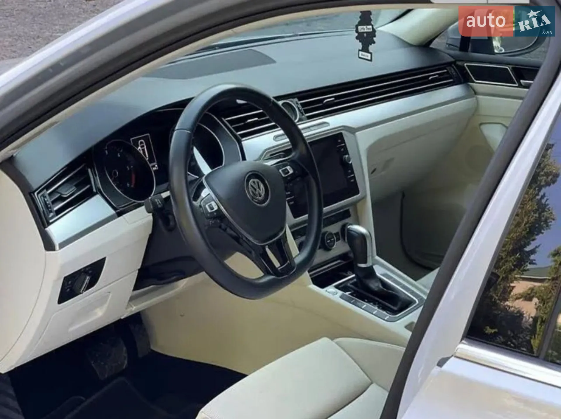 2019 Volkswagen Passat - мініатюра 15