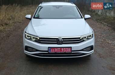 Универсал Volkswagen Passat 2022 в Буче