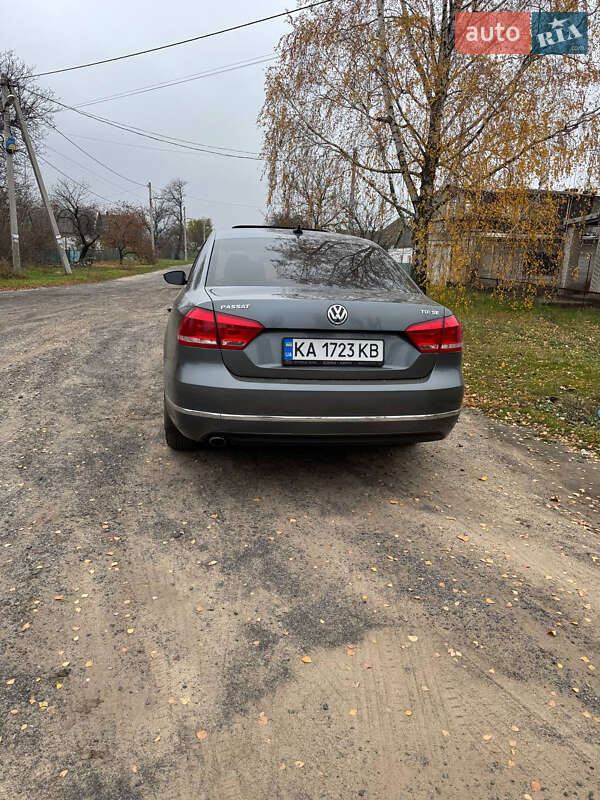 Седан Volkswagen Passat 2012 в Широком