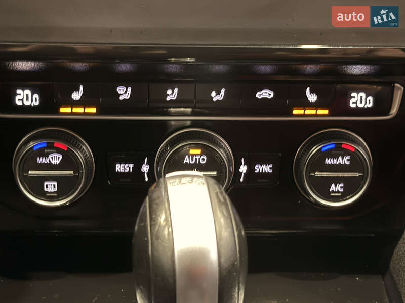 Універсал Volkswagen Passat 2018 в Одесі