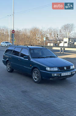 Универсал Volkswagen Passat 1994 в Хмельницком