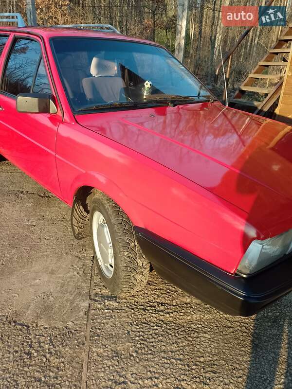 Универсал Volkswagen Passat 1987 в Житомире