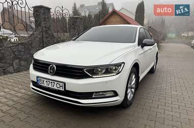 Седан Volkswagen Passat 2018 в Хмельницком