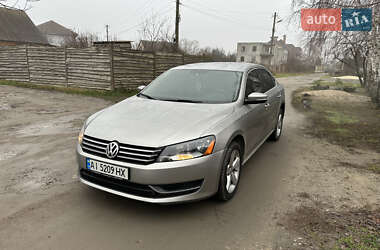Седан Volkswagen Passat 2012 в Кременчуге