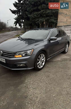 Седан Volkswagen Passat 2015 в Коростышеве