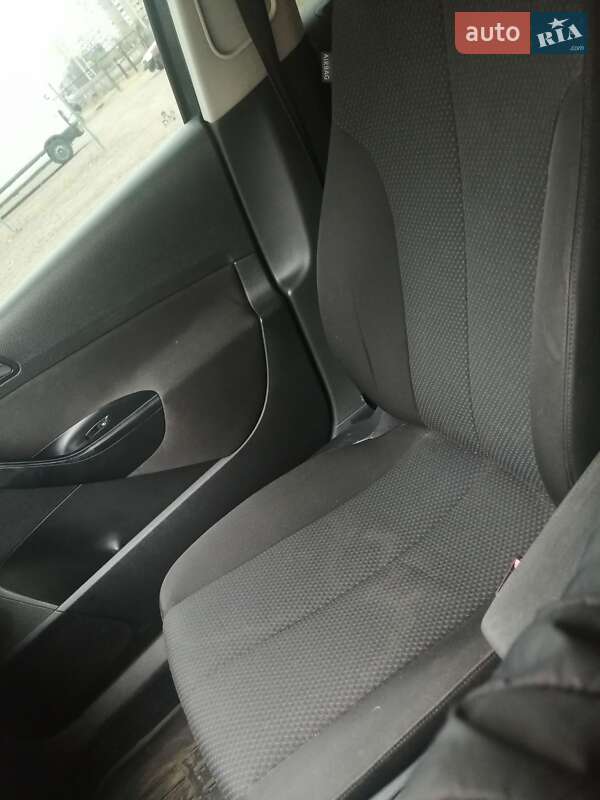 Универсал Volkswagen Passat 2007 в Киеве