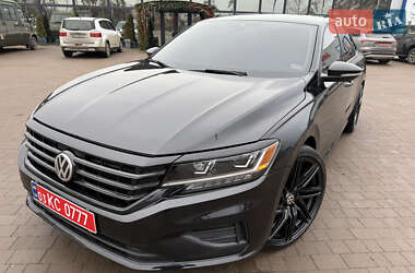 Седан Volkswagen Passat 2020 в Ковеле