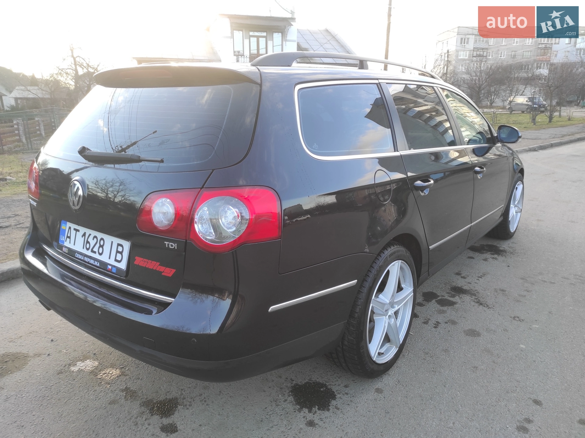 2010 Volkswagen Passat - мініатюра 3