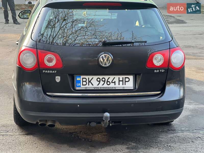 Універсал Volkswagen Passat 2008 в Рівному