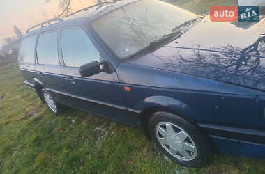 Универсал Volkswagen Passat 1990 в Торчине