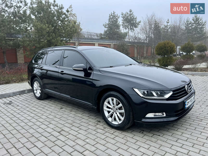 Универсал Volkswagen Passat 2019 в Житомире фото 2 Универсал Volkswagen Passat 2019 в Житомире