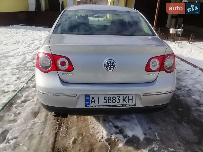 Седан Volkswagen Passat 2006 в Києві