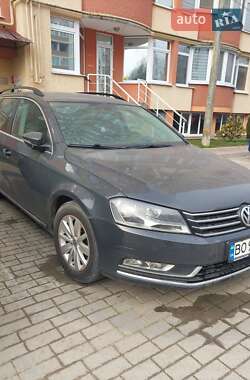 Универсал Volkswagen Passat 2011 в Тернополе