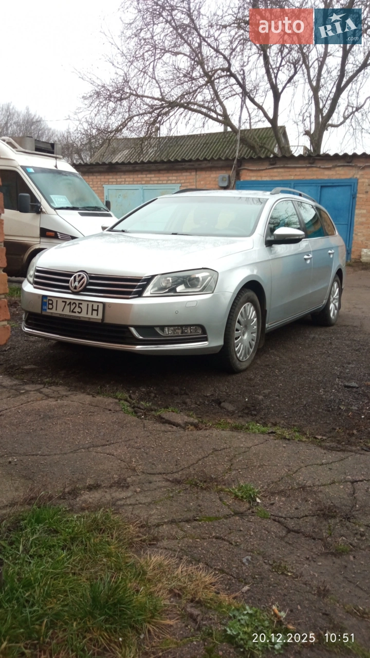 2013 Volkswagen Passat - мініатюра 22