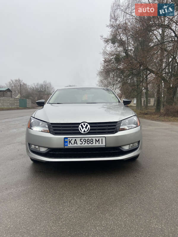 Volkswagen Passat 2011
