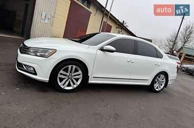 Седан Volkswagen Passat 2017 в Бородянке