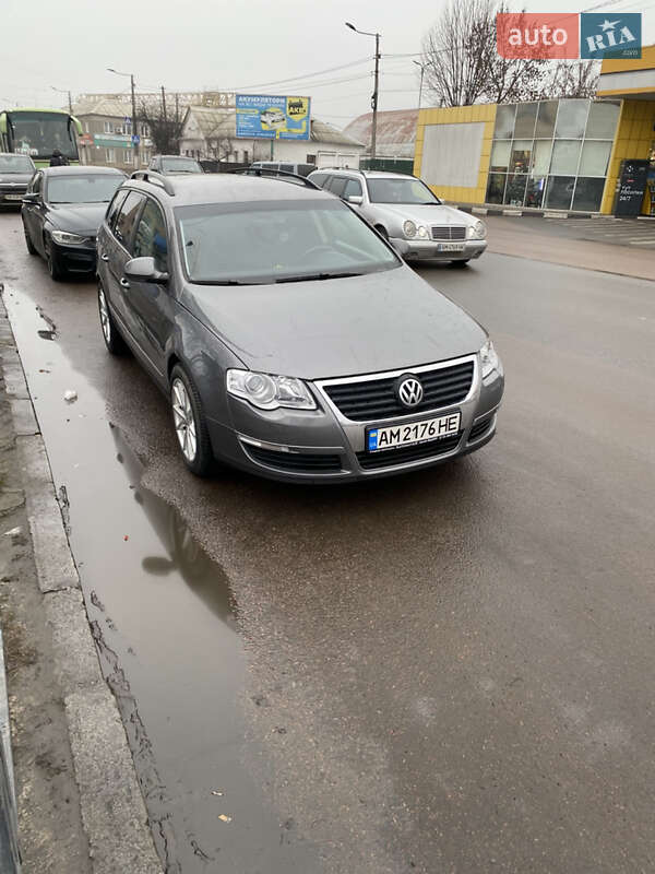 Универсал Volkswagen Passat 2006 в Житомире