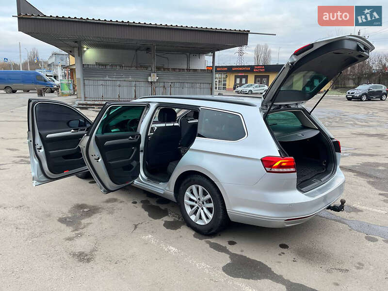 Універсал Volkswagen Passat 2015 в Вінниці фото 27 Універсал Volkswagen Passat 2015 в Вінниці