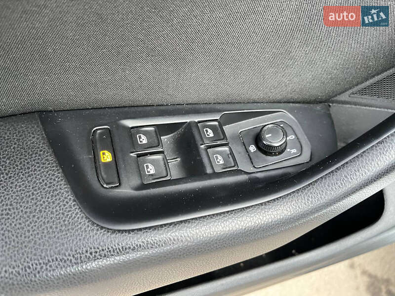 Універсал Volkswagen Passat 2015 в Вінниці фото 48 Універсал Volkswagen Passat 2015 в Вінниці