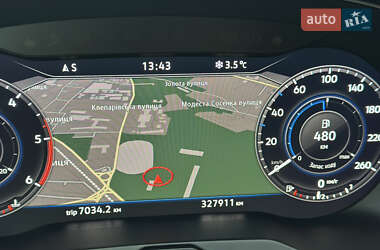 Универсал Volkswagen Passat 2018 в Львове