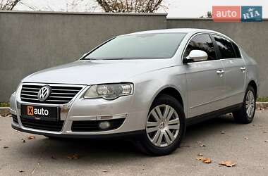 Седан Volkswagen Passat 2007 в Днепре