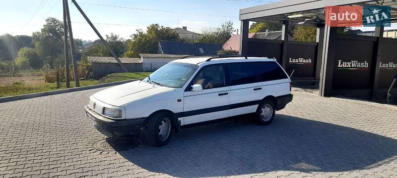 Volkswagen Passat 1993