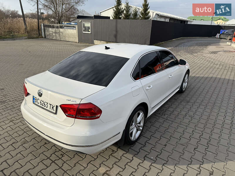Седан Volkswagen Passat 2014 в Львові