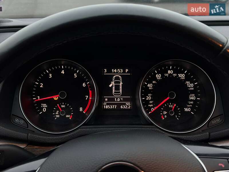 Седан Volkswagen Passat 2016 в Кривому Розі