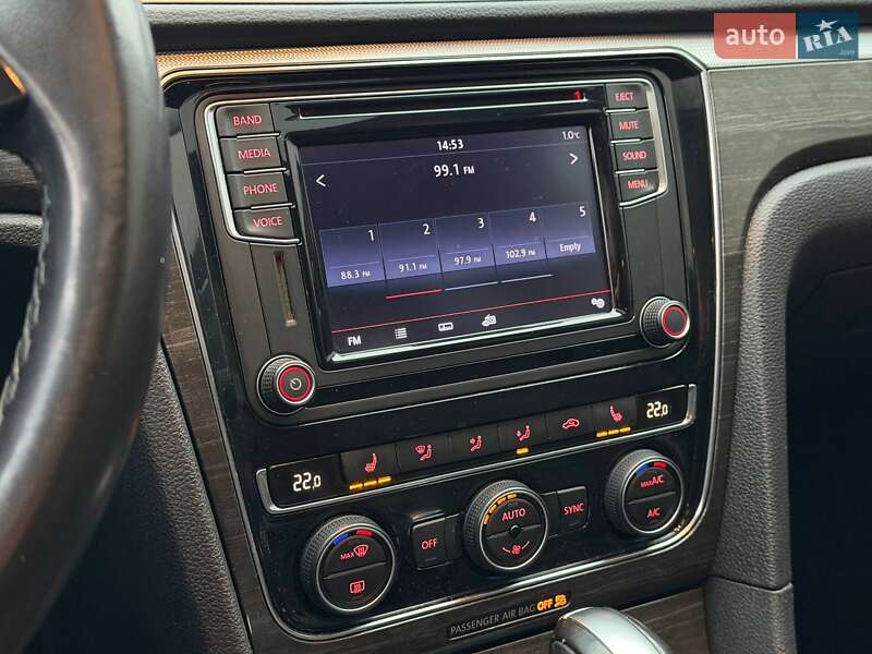 Седан Volkswagen Passat 2016 в Кривому Розі