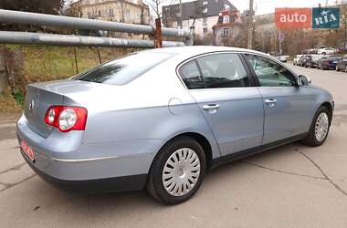 Седан Volkswagen Passat 2009 в Львове