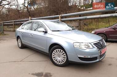 Седан Volkswagen Passat 2009 в Львові