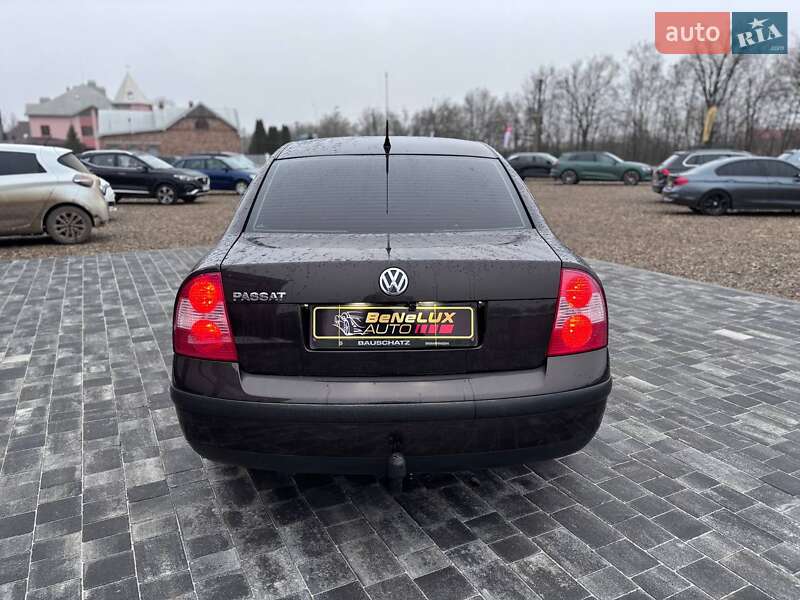 Седан Volkswagen Passat 2004 в Коломиї