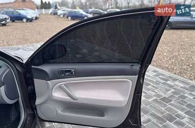 Седан Volkswagen Passat 2004 в Коломиї