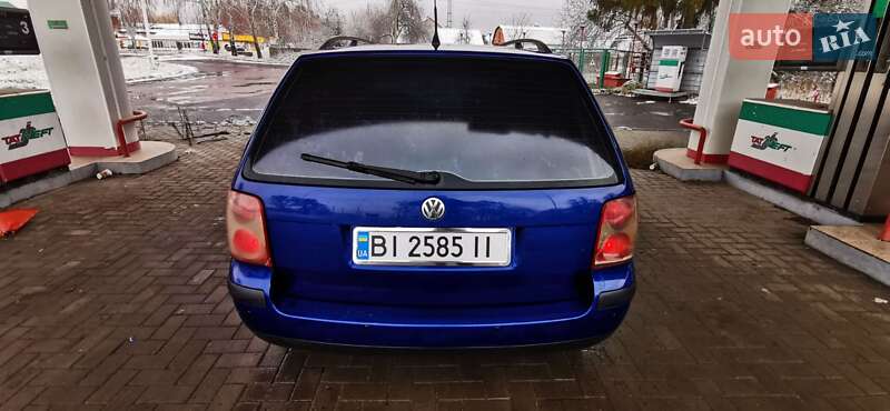 Універсал Volkswagen Passat 2001 в Гадячі