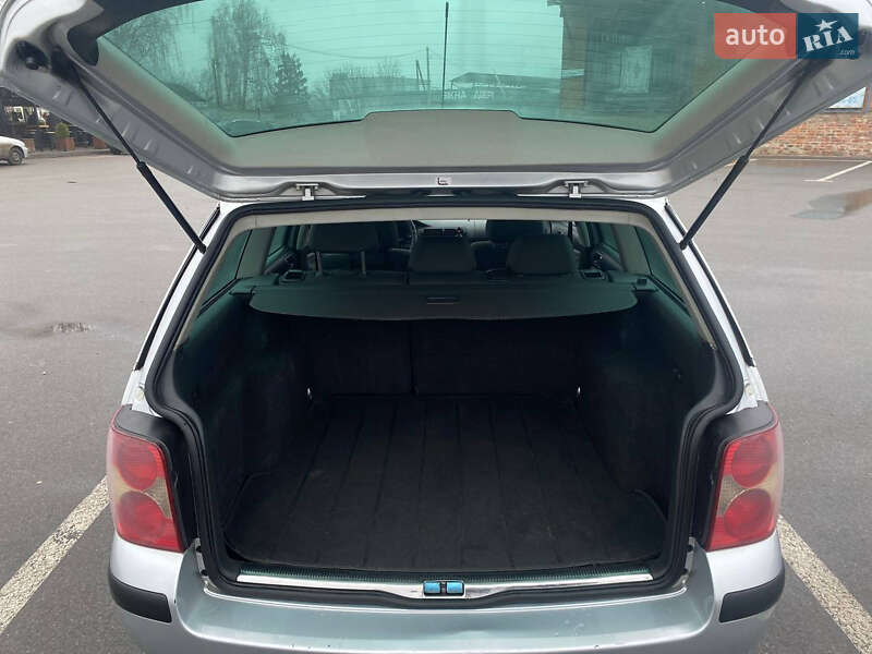 Універсал Volkswagen Passat 2004 в Чернігові